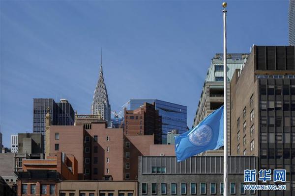 《趁虛而入》by言卿的類似小說