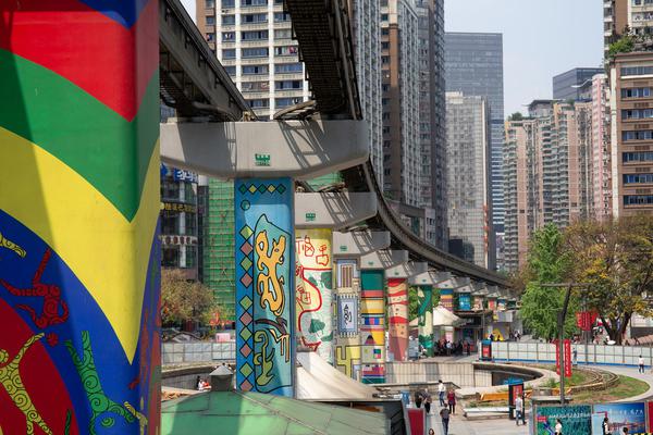 《危險寄養》筆趣閣