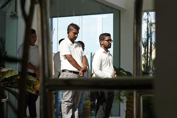 抱窩by十九瑤無彈窗筆趣閣