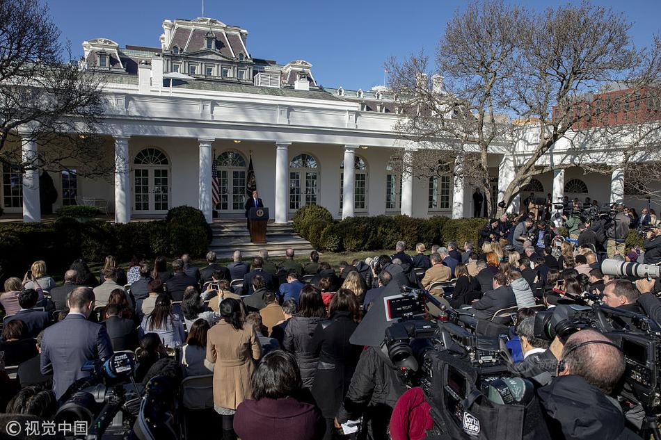 月如纏住by周扶妖