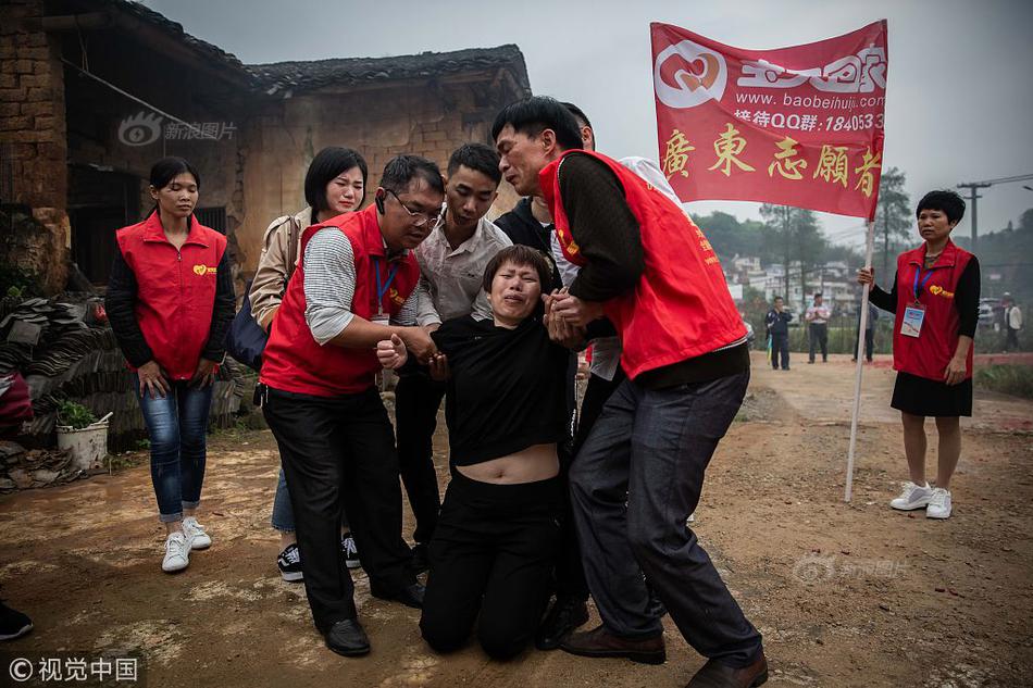 《釣魚執法》by只有三根頭發