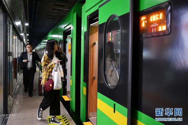 《兜圈》txt羨山