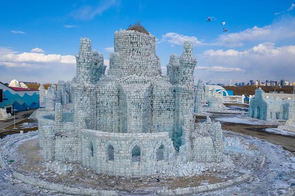 《啞舍》TXT下載