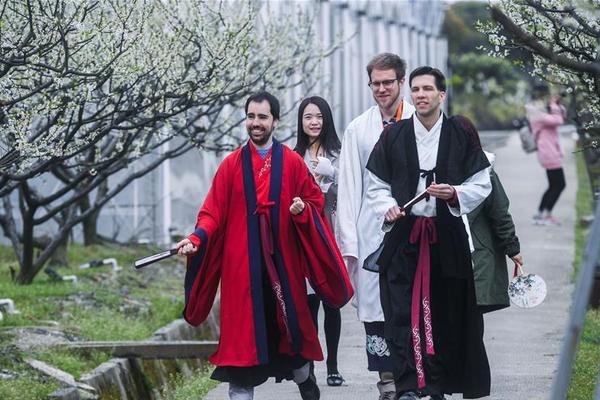 《青梅竹馬》小說