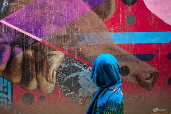 共感機(jī)器人筆趣閣